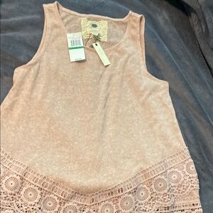 Cupio Pink Sleeveless Tank Top with Lace Hem